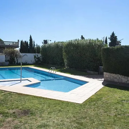 Casa Aurora, Piscina , Wifi, Jardin 5-6 Pax * Χιρόνα